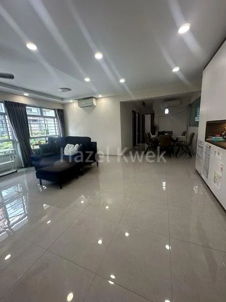 5 Room (5I) HDB for Sale in  356B Anchorvale Lane - Image 3