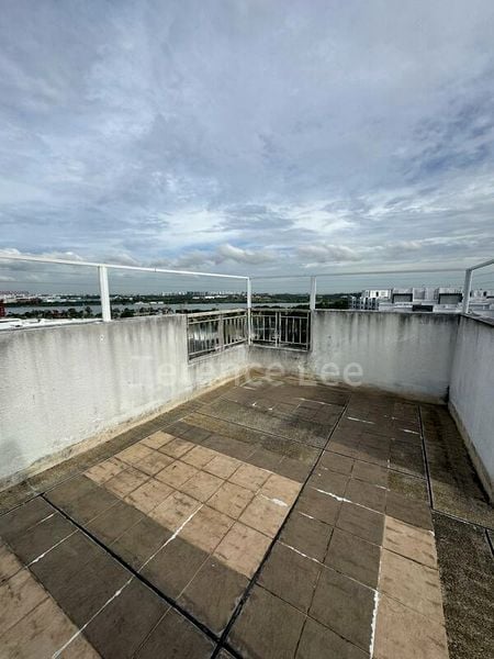 3 Bed Condo for Sale in  Lilydale - Image 17