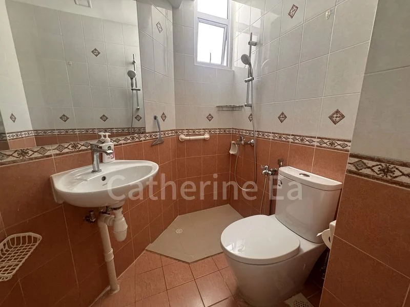 2 Bed Apartment (Condo) for Sale in  Maysprings - Image 6