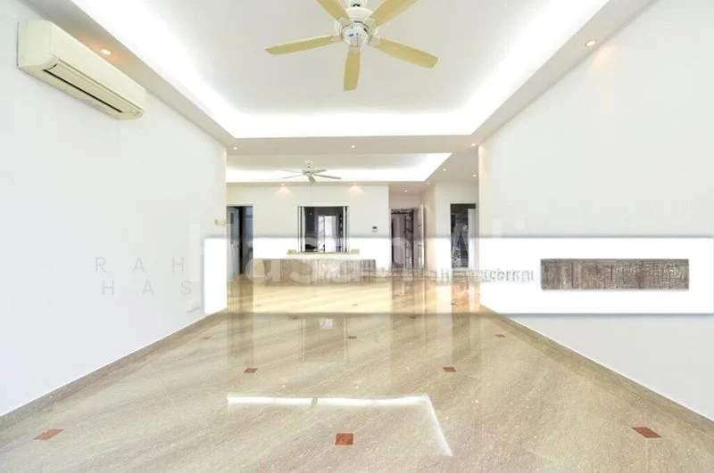 4 Bed Condo for Rent in  Spring Grove - Image 1