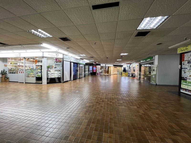 Mall Shop for Rent in Beauty World Centre - Image 8
