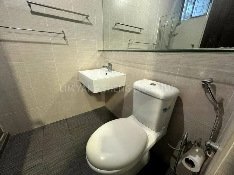 1 Bed Apartment (Condo) for Rent in  Delfi Orchard - Image 3