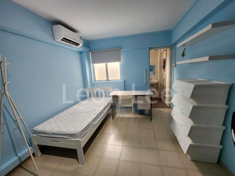 Master Room (HDB) for Rent in  374 Clementi Avenue 4 - Image 3
