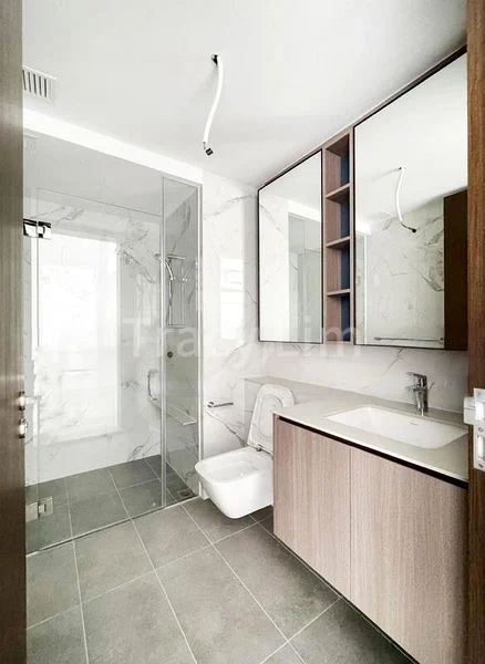 2 Bed Condo for Rent in  The Watergardens At Canberra - Image 6