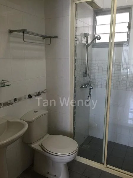 4 Room (4A) HDB for Rent in  636B Punggol Drive - Image 5