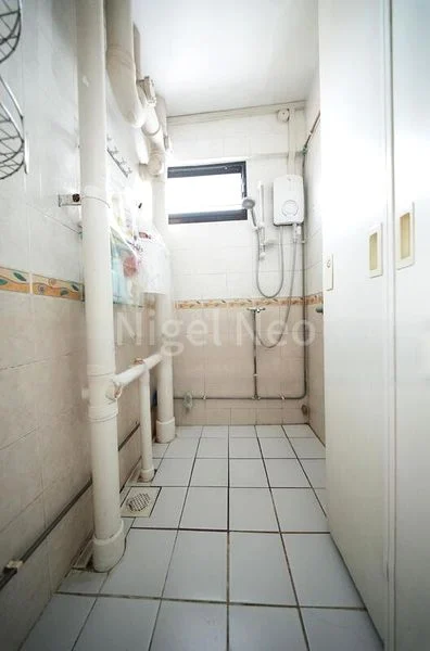 3 Room (3I) HDB for Sale in 53 Sims Place - Image 6