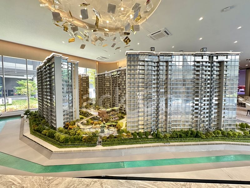 4 Bed Condo for Sale in Grand Dunman - Image 10