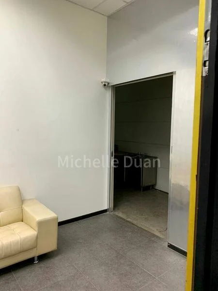 Light Industrial (B1) for Sale: Paya Lebar 178 - Image 1
