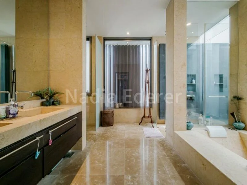 6 Bed Bungalow (Landed) for Sale in  Cove Grove - Image 8