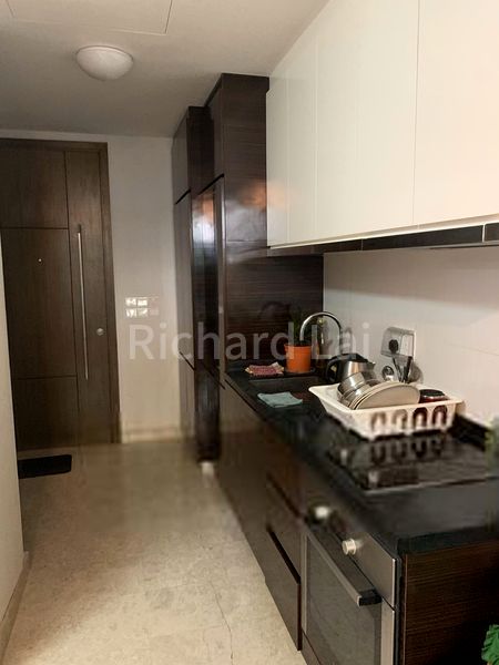 2 Bed Apartment (Condo) for Rent in  The Mkz - Image 8