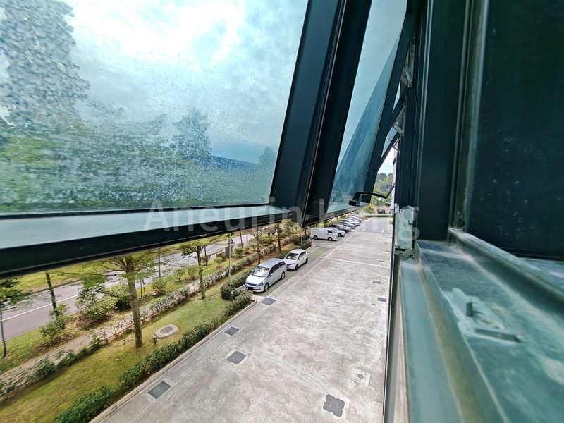 Light Industrial (B1) for Rent in  Interlocal Centre - Image 9