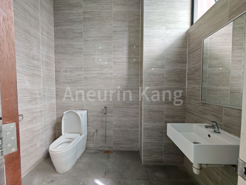 Light Industrial (B1) for Rent in  Interlocal Centre - Image 5