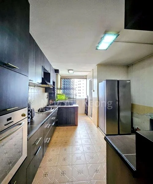 5 Room (5I) HDB for Sale in 438 Fajar Road - Image 9
