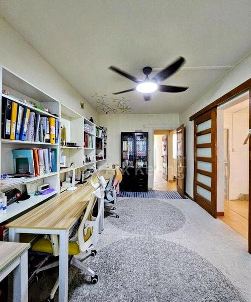 5 Room (5I) HDB for Sale in 438 Fajar Road - Image 7