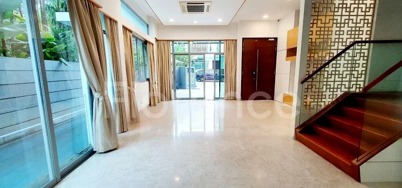 6 Bed Semi-Detached House (Landed) for Sale in  Bo Seng Avenue - Image 12