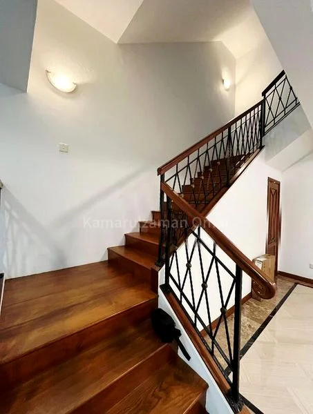 4 Bed Semi-Detached House (Landed) for Sale in  Kew Gate - Image 6