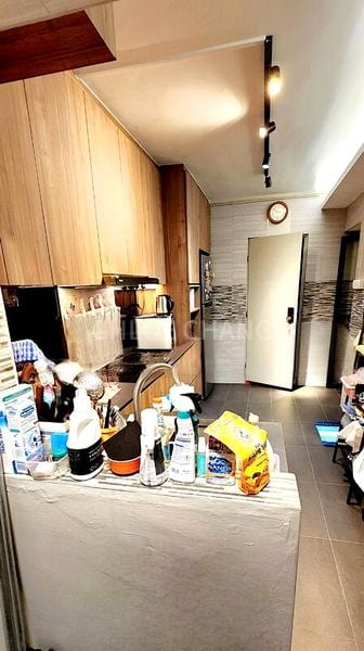 Executive HDB for Rent in  250B Compassvale Street - Image 11