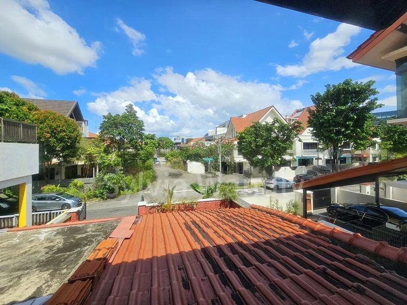 5 Bed Corner Terrace (Landed) for Sale in  Sennett Estate - Image 10