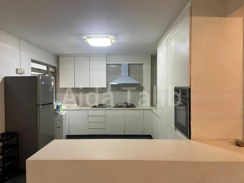 5 Room (5I) HDB for Rent in  382 Tampines Street 32 - Image 4