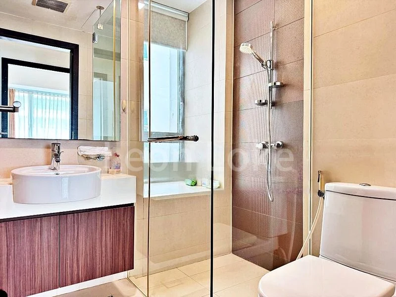 4 Bed Condo for Rent in  Livia - Image 9