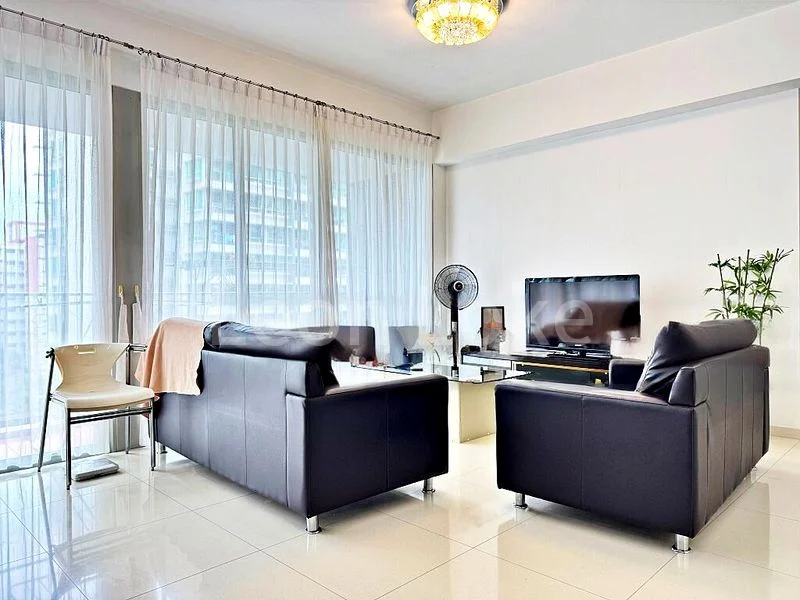 4 Bed Condo for Rent in  Livia - Image 2