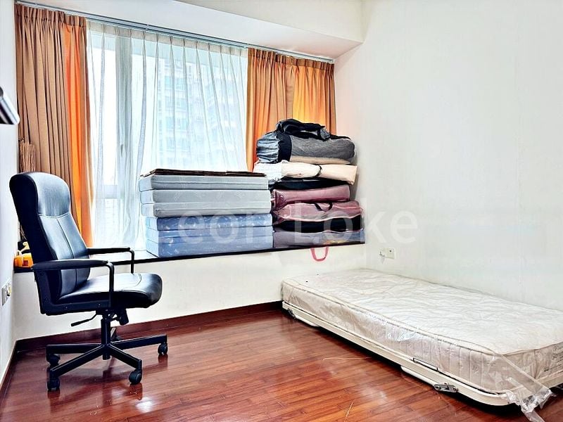 4 Bed Condo for Rent in  Livia - Image 5