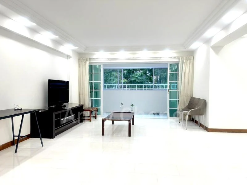 Executive HDB for Rent in  563 Hougang Street 51 - Image 1