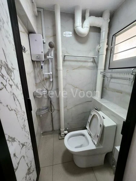 Room (HDB) for Rent in 66 Kallang Bahru - Image 4