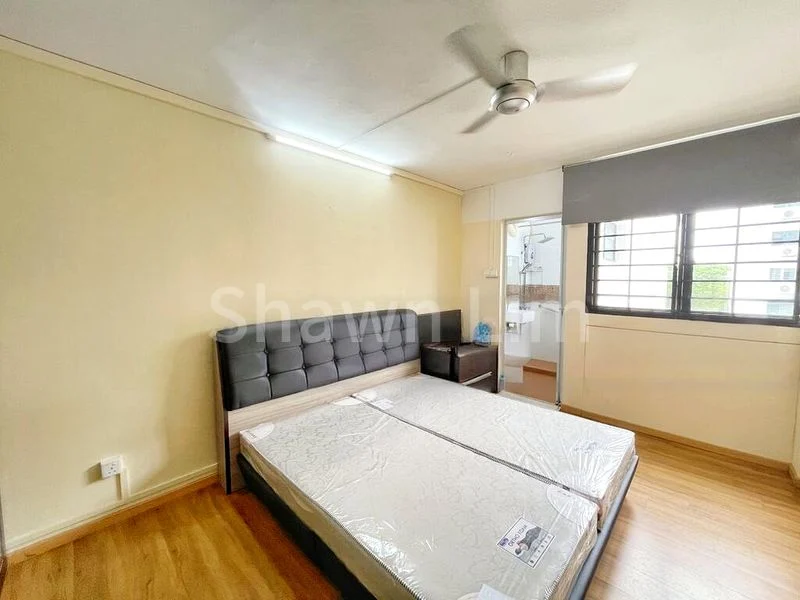 4 Room (4I) HDB for Rent in  327 Ubi Avenue 1 - Image 7