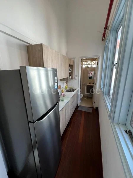 Shop / Shophouse for Rent: Circular Road - Image 2