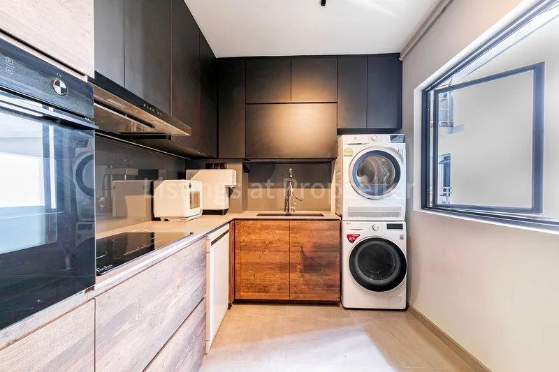 5 Room (5I) HDB for Sale in 672A Klang Lane - Image 4