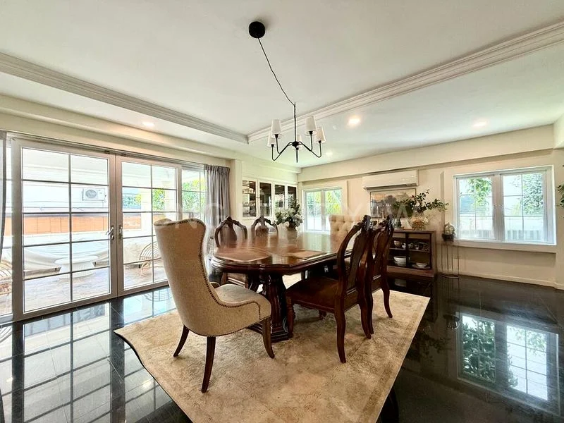 5 Bed Bungalow (Landed) for Rent in  Goldhill Plaza - Image 7