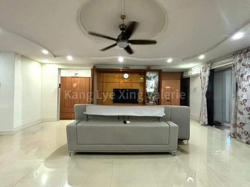 5 Room (5I) HDB for Sale in  265 Toh Guan Road - Image 2