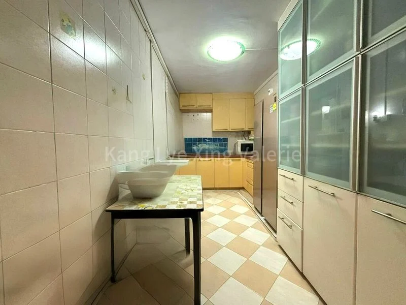 5 Room (5I) HDB for Sale in  265 Toh Guan Road - Image 7