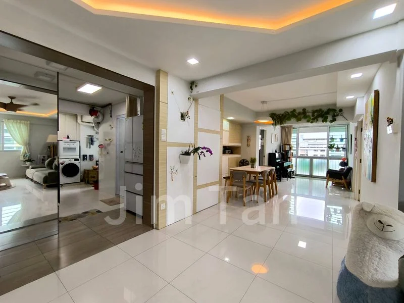 5 Room (5I) HDB for Sale in  39 Telok Blangah Rise - Image 1
