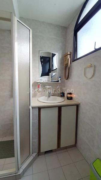 2 Bed Apartment (Condo) for Rent in  Kembangan Court - Image 9