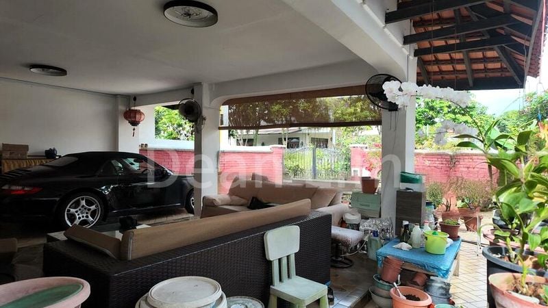 5 Bed Corner Terrace (Landed) for Sale in  Alkaff Oasis - Image 2