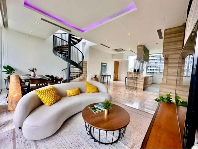 3 Bed Condo for Rent in  Paterson Linc - Image 1