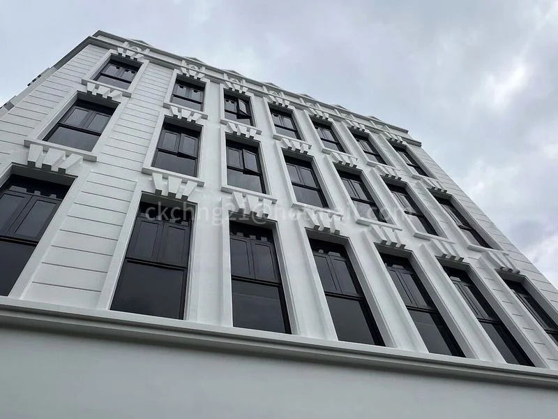 4 Bed Apartment (Condo) for Rent in  Yio Chu Kang Road - Image 6