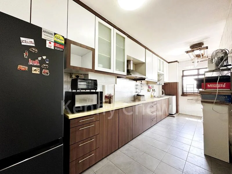 5 Room (5I) HDB for Rent in  636 Jurong West Street 65 - Image 3