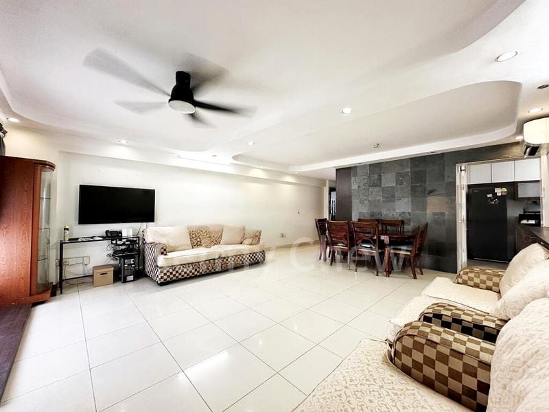 5 Room (5I) HDB for Rent in  636 Jurong West Street 65 - Image 1