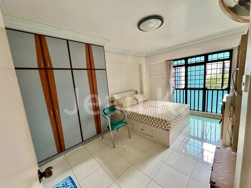 4 Room (4A) HDB for Sale in  683A Woodlands Drive 62 - Image 1