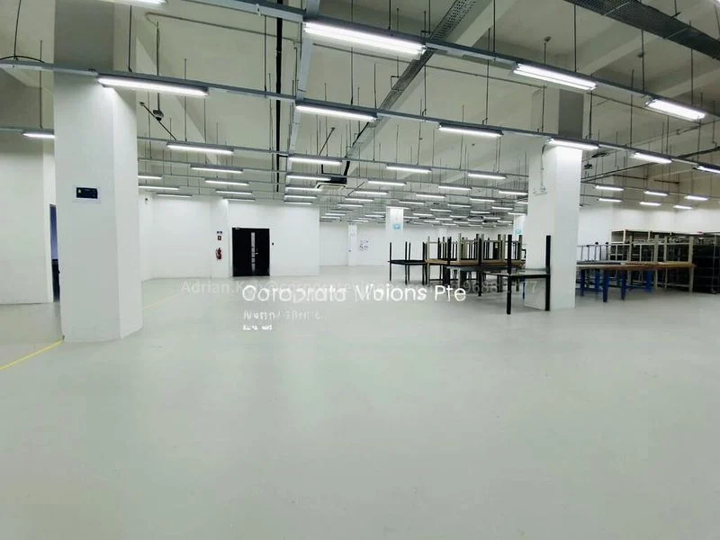 Light Industrial (B1) for Rent: ANG MO KIO PRODUCTION STORAGE SPACE: Clean & Bright : Suits Many Operations - Image 12