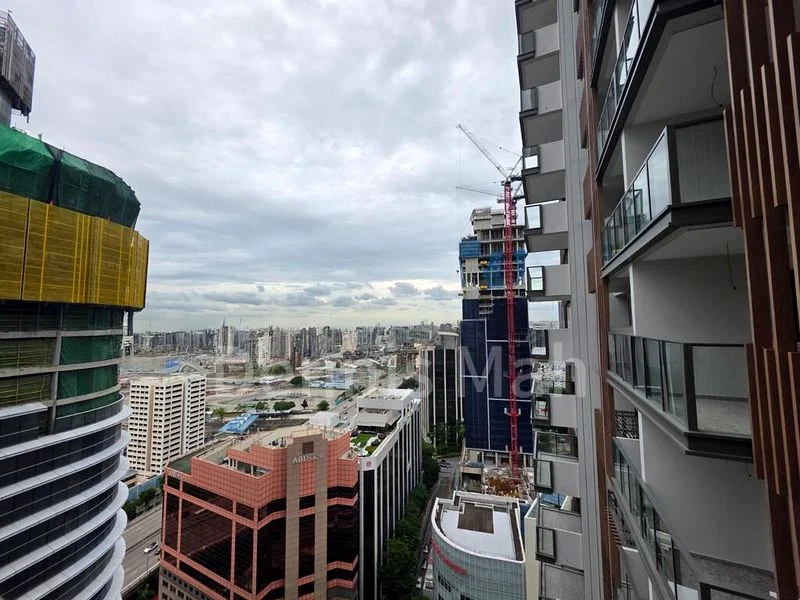 2 Bed Condo for Rent in Newport Residences / Newport Tower - Image 5