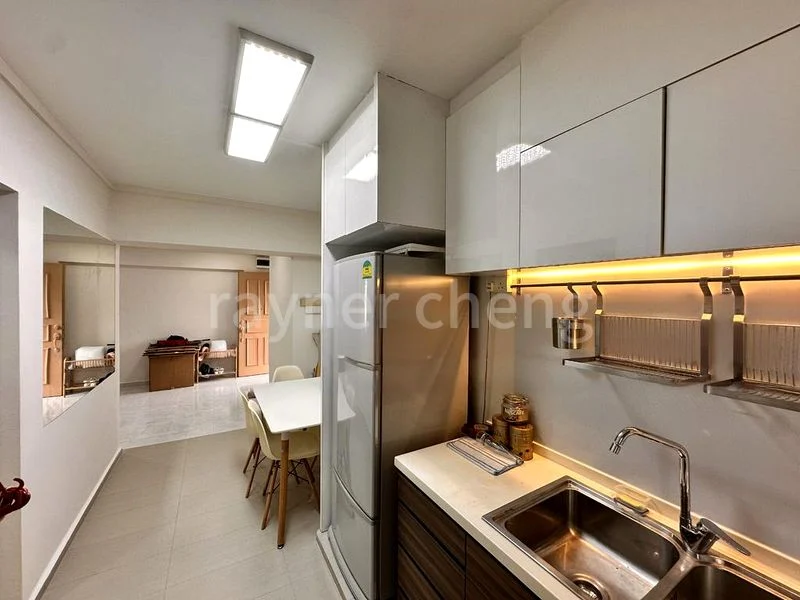 4 Room (4A) HDB for Rent in  556 Woodlands Drive 53 - Image 5