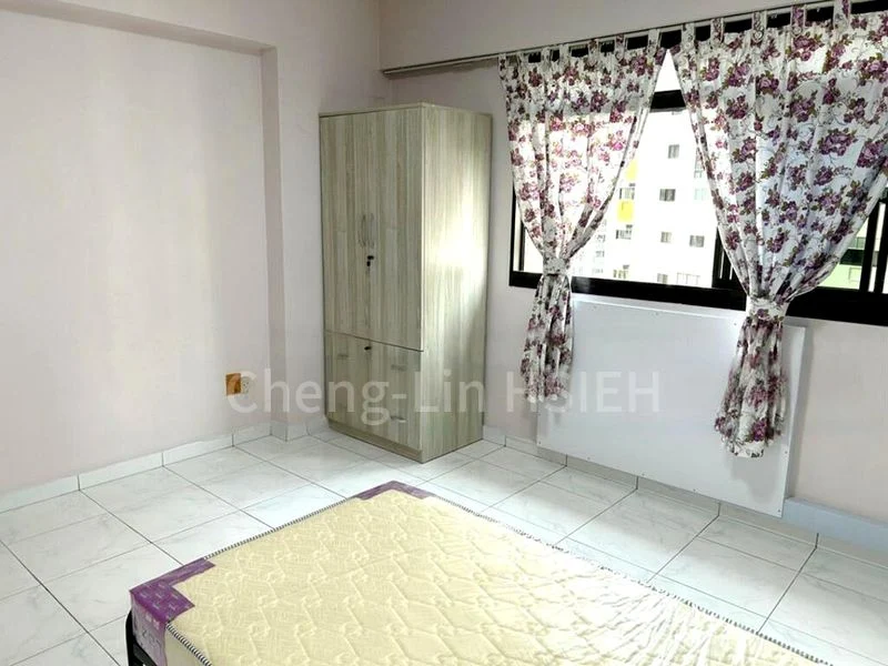 Master Room (HDB) for Rent in  766 Bedok Reservoir View - Image 2