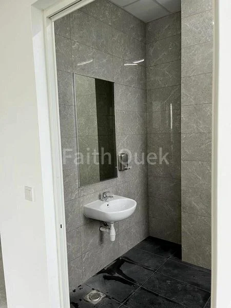 REVV: 2,500 Sq Ft Factory / Workshop (B2) for Sale on Old Kew Road, Richmond - Image 6