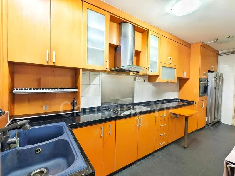5 Room (5I) HDB for Sale in  425 Canberra Road - Image 4