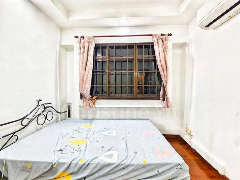 5 Room (5I) HDB for Sale in  425 Canberra Road - Image 5