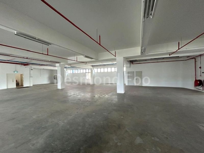 Factory / Workshop (B2) for Rent: Entire B2 Floor, Clean, on Macpherson - Image 2